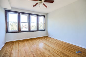 5348-56 N. Wolcott Ave. Studio-2 Beds Apartment for Rent - Photo Gallery 5