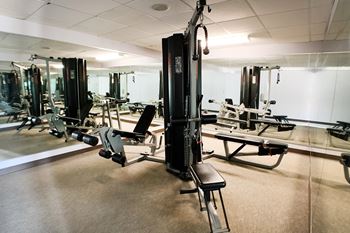 24-Hour Multi-Level Cardio And Weightlifting Center at Knobs Pointe Apartments, Indiana, 47150