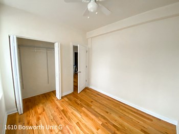 1536 W. North Ave. Studio-3 Beds Apartment for Rent - Photo Gallery 4