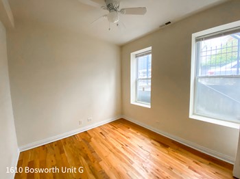 1536 W. North Ave. Studio-3 Beds Apartment for Rent - Photo Gallery 5
