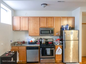 1615-25 W. Columbia Ave. Studio-3 Beds Apartment for Rent - Photo Gallery 2