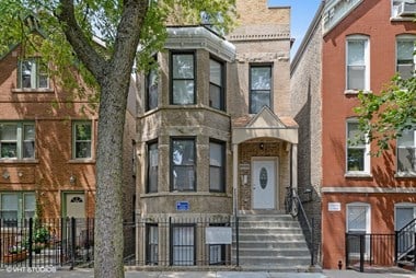 Apartments for Rent near Midwest College of Oriental Medicine - Chicago |  RentCafe