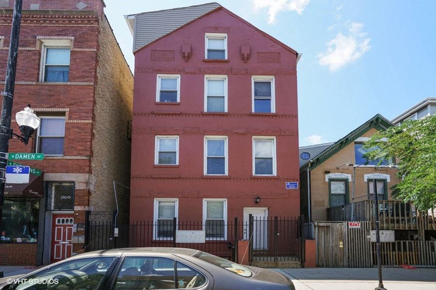 2102 N. Damen Ave. 1-3 Beds Apartment for Rent - Photo Gallery 1
