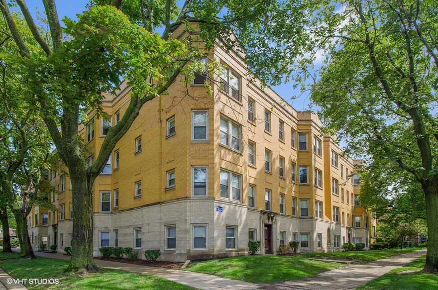 2240 50 W Morse Ave 6935 49 N Oakley Ave Apartments 2240 50