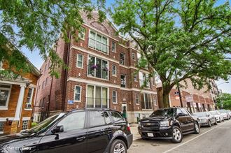 3829-31 N. Kedzie Ave. 3 Beds Apartment for Rent
