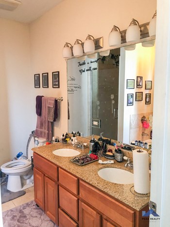 3829-31 N. Kedzie Ave. 3 Beds Apartment for Rent - Photo Gallery 3