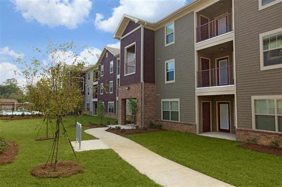 Mallard Crossings Apartments, 11320 Greenwell Springs Road, Baton Rouge
