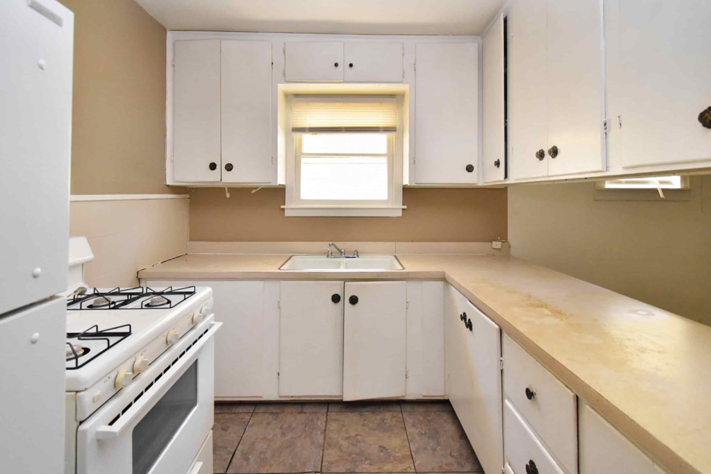 5920 R Cole Rd 2 Beds House for Rent - Photo Gallery 8