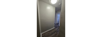 2 Bedrooms, 1 Bathroom
