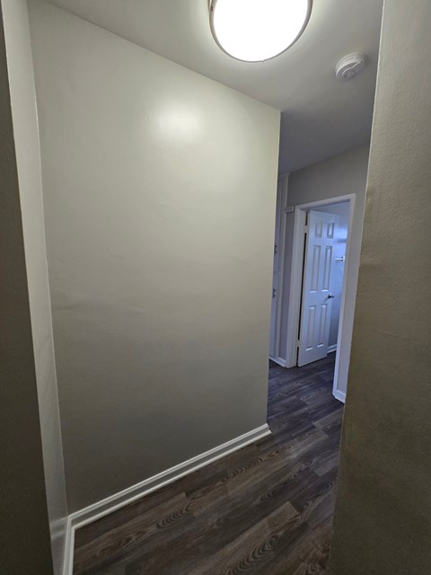 1223-1281 W. Anaheim Street 2 Beds Apartment for Rent - Photo Gallery 6