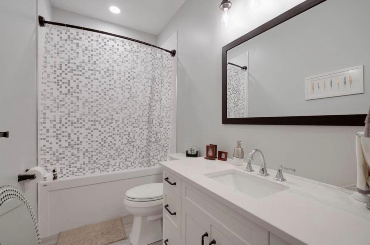 2810 16 Ave SE 3 Beds House for Rent - Photo gallery 3