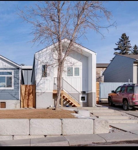 2810 16 Ave SE 3 Beds Apartment for Rent