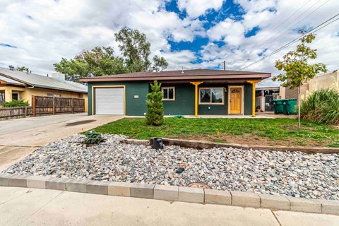 2112 E 13Th Street 3 Beds Apartment for Rent