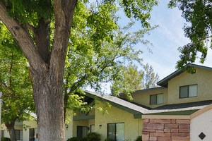 Park Place Apartments 43253 71 20th Street West Lancaster Ca