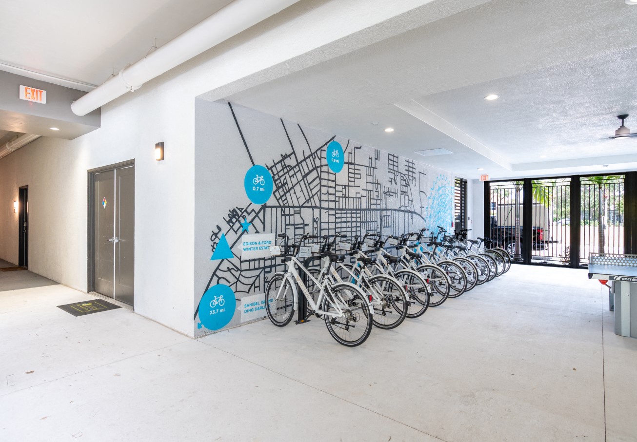 West End At City Walk