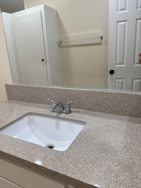 4820 W 118th St Studio-2 Beds Apartment for Rent - Photo Gallery 8