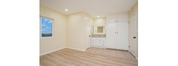1 Bedroom, 1 Bathroom