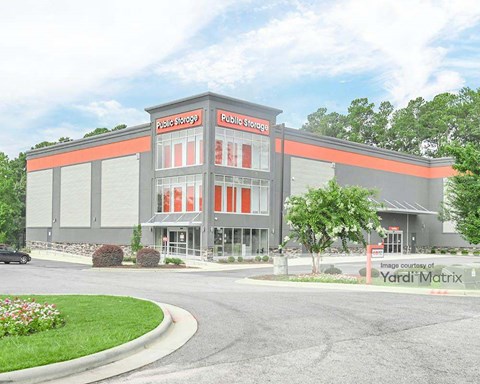 Storage Units for Rent available at 9560 Cliffdale Road, Fayetteville, NC 28304