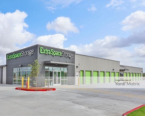 Storage Units for Rent available at 300 North Mccoll Road, Edinburg, TX 78541