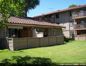 130 Brazil Street 1 Bed Apartment for Rent - Photo Gallery 5