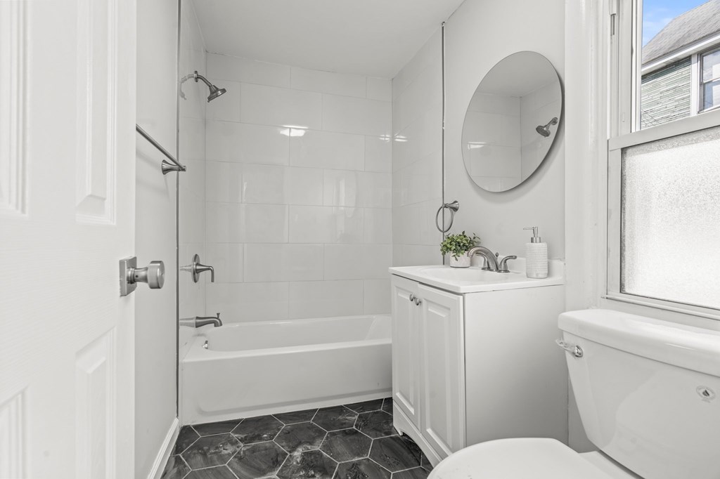 16 Berkley Road 2 Beds House for Rent - Photo Gallery 5