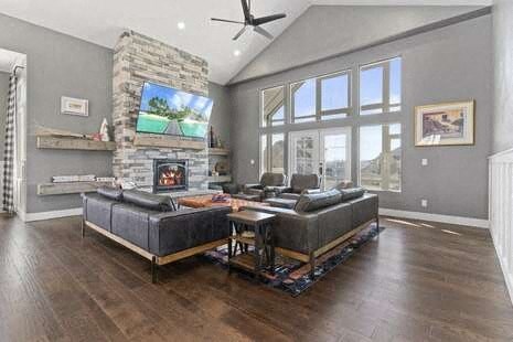 5264 E Elkhorn Circle 4 Beds Apartment for Rent