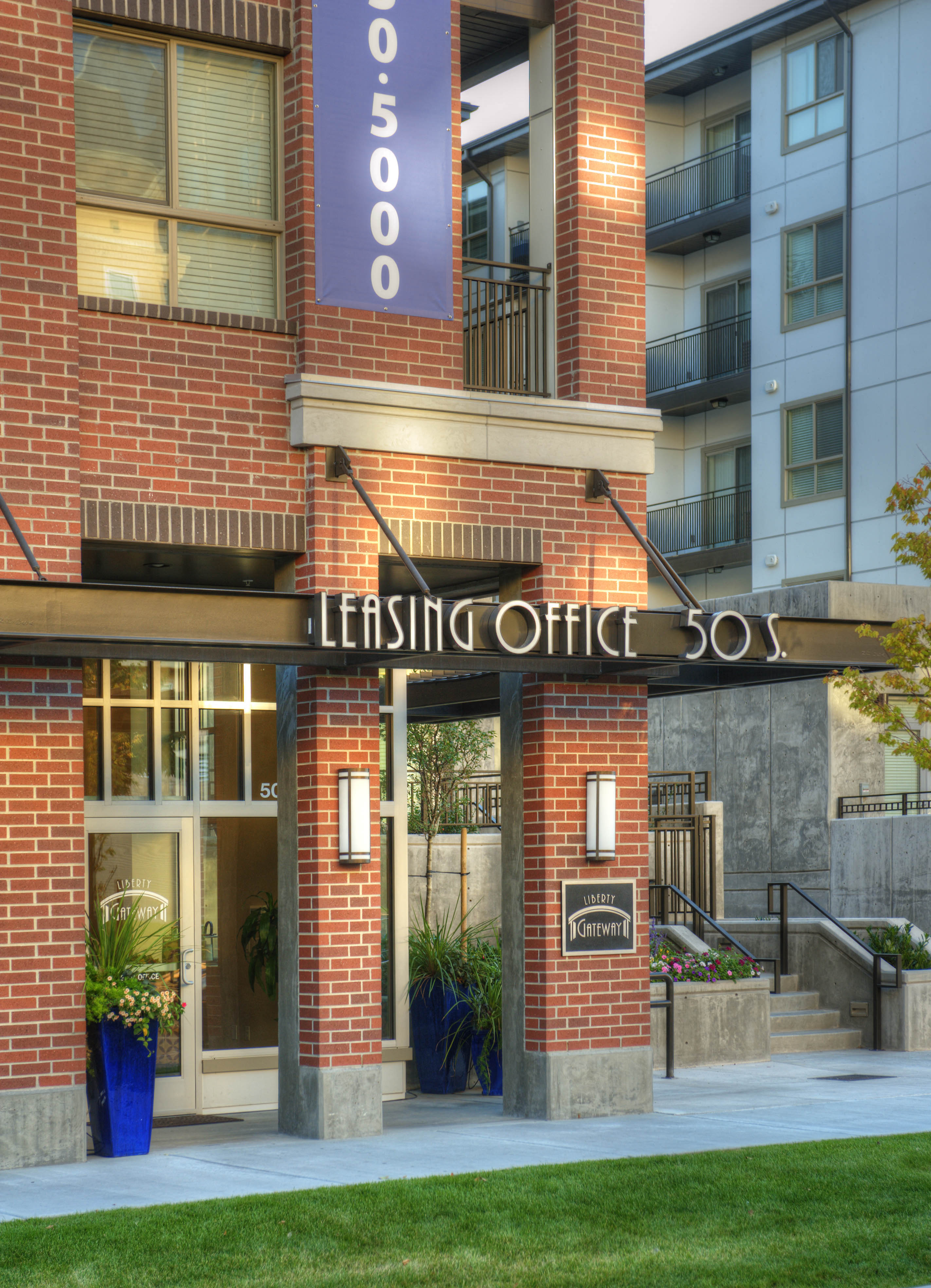 the building in which the hotel is located