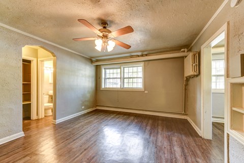 1100 East 14th Ave. Studio-1 Bed Apartment, Denver for Rent - Photo Gallery 12
