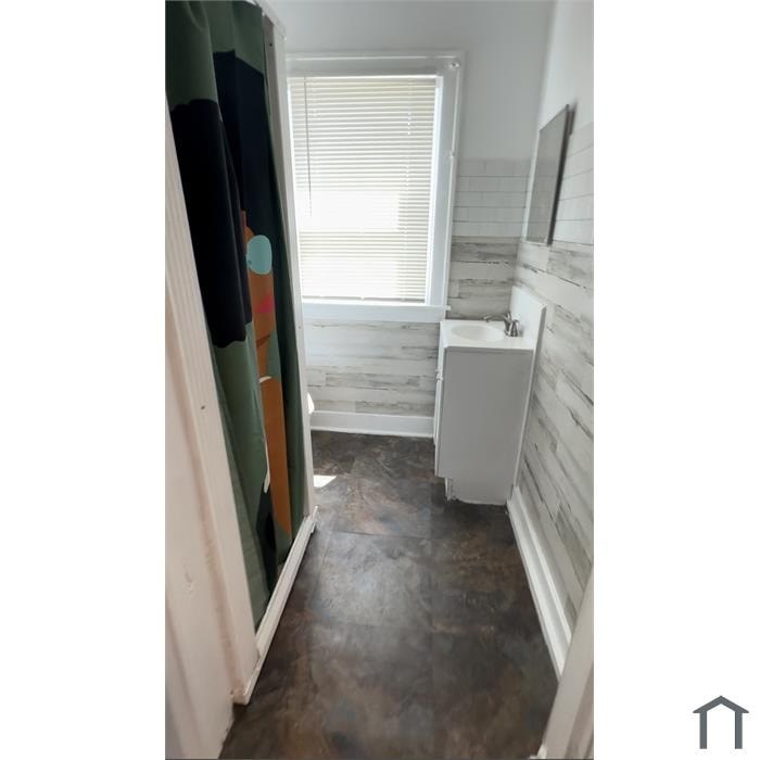 13932 Roselawn 5 Beds House for Rent - Photo Gallery 2