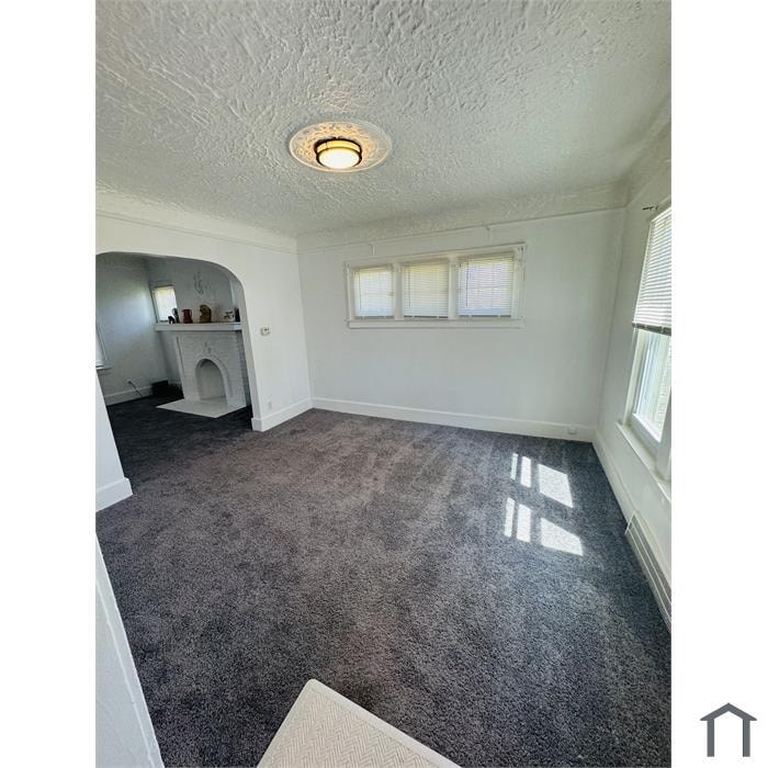 13932 Roselawn 5 Beds House for Rent - Photo Gallery 13