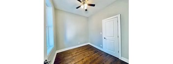 2 Bed 1 Bath 3S