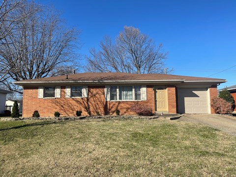 631 Parkwood Drive 3 Beds Apartment for Rent