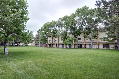 3161 Madison Avenue R115 Exterior