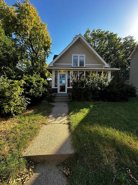 3721 Aldrich Avenue South 2 Beds Apartment for Rent