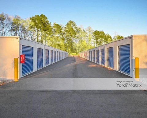 Storage Units for Rent available at 4510 Calhoun Memorial Hwy, Easley, SC 29640