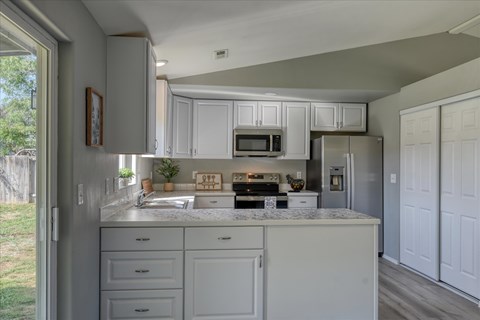 12411 West 9th Avenue 3 Beds House for Rent - Photo Gallery 2