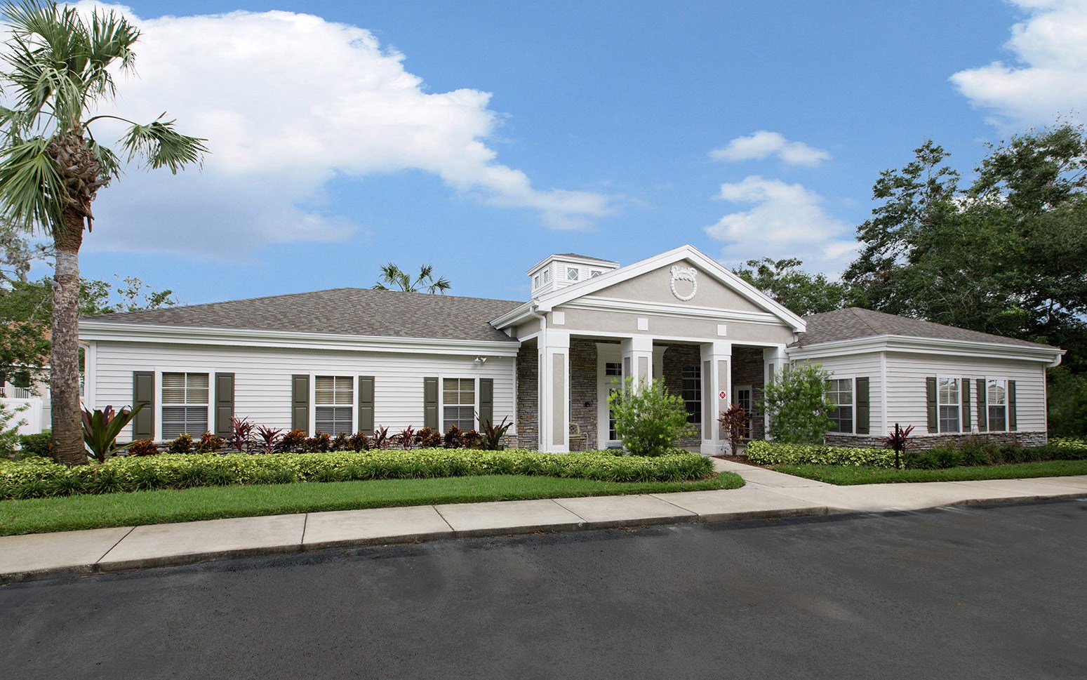 Hunters Creek Apartments, 930A Hunters Creek Dr., Deland, FL RENTCafé