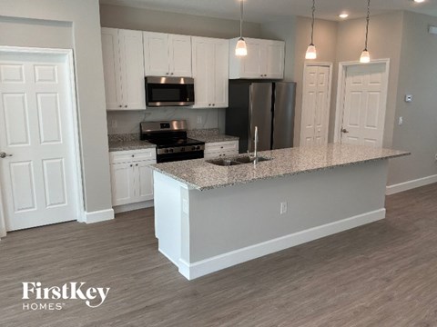 262 Titan Rd SE 4 Beds Apartment for Rent