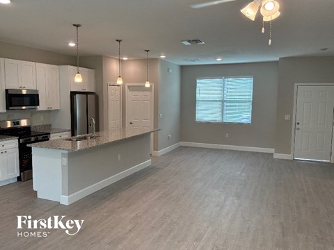 1385 Seabold Rd SW 4 Beds Apartment for Rent