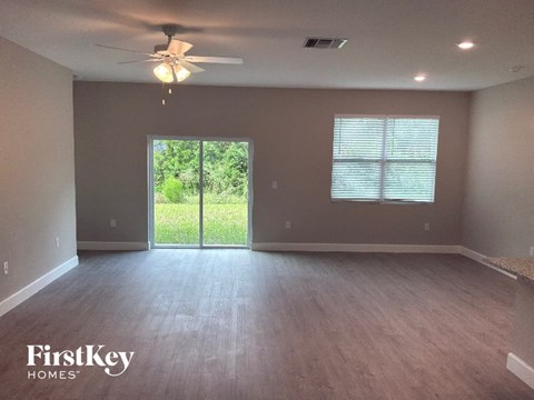 1385 Seabold Rd SW 4 Beds Apartment for Rent