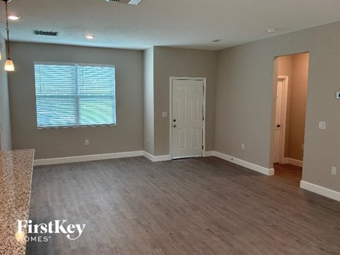 1385 Seabold Rd SW 4 Beds Apartment for Rent