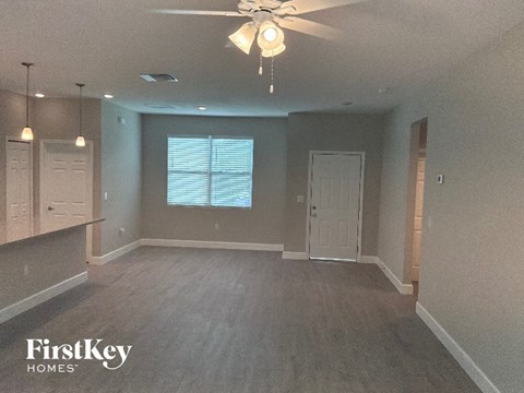 1385 Seabold Rd SW 4 Beds Apartment for Rent