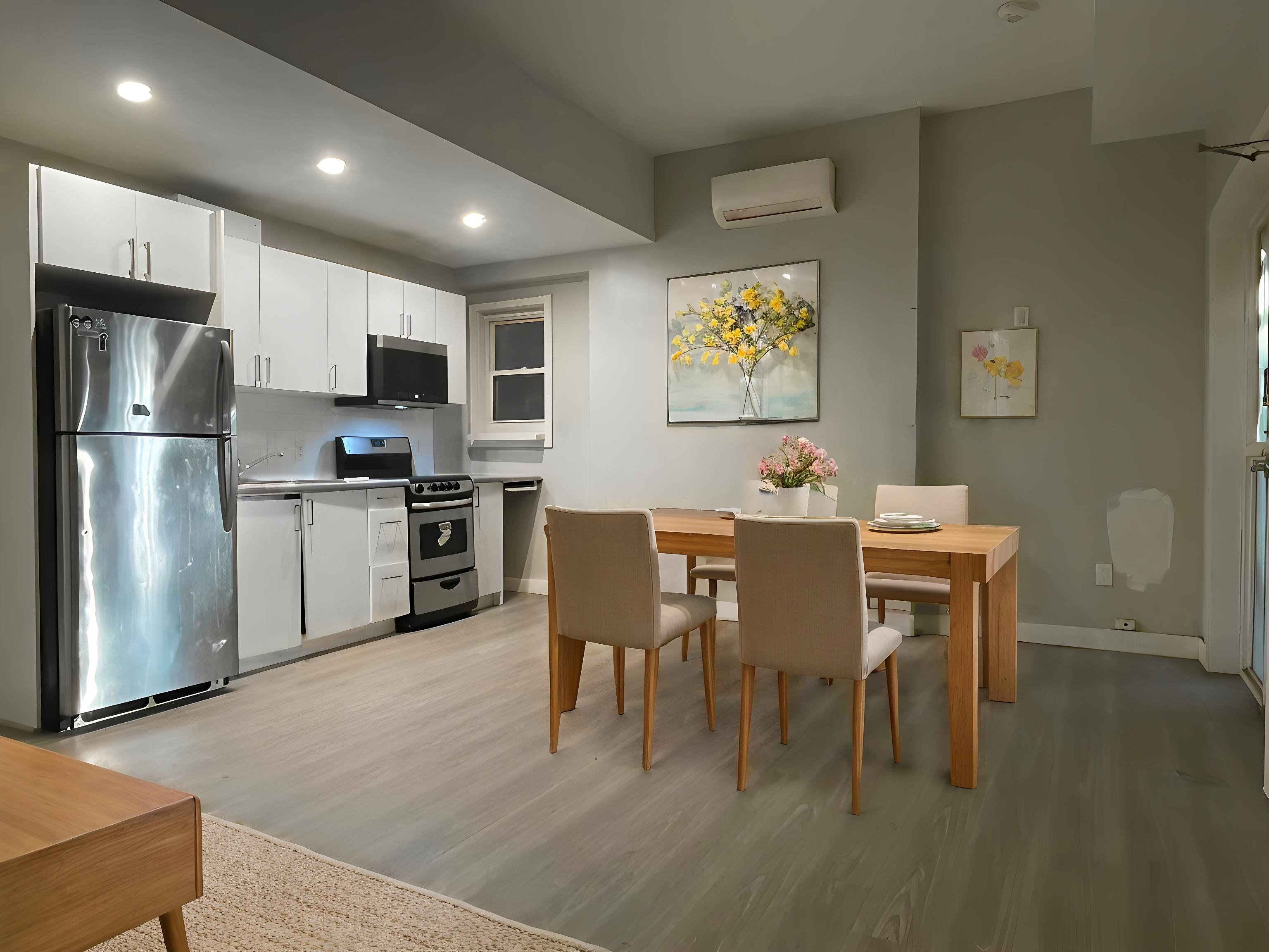 studio apartment - 70 Victoria Avenue South, Hamilton 5