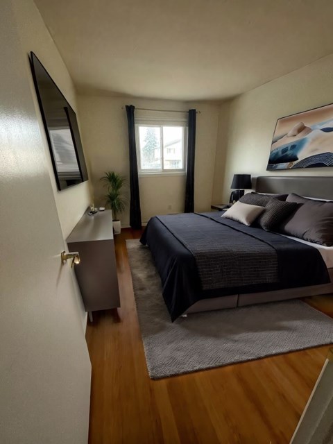 106 Cornerbrook Crescent 3 Beds Apartment for Rent