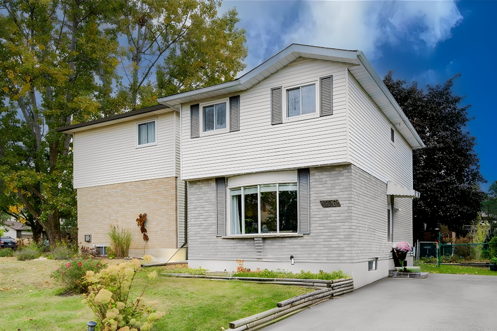 3 bedroom apartment - 106 Cornerbrook Crescent, Waterloo