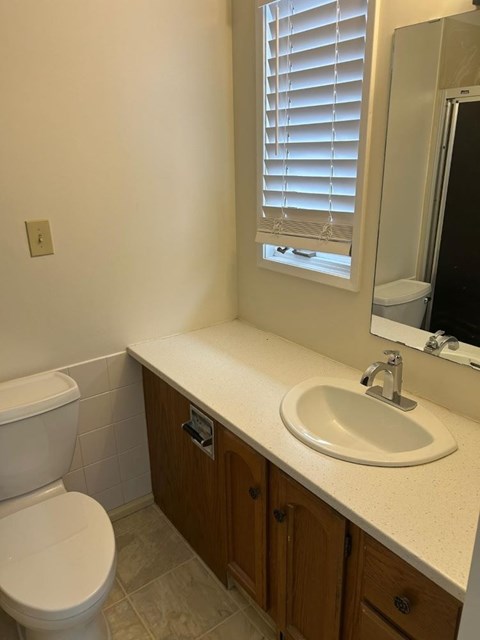 143 Marbrooke Circle Northeast 3 Beds Apartment for Rent