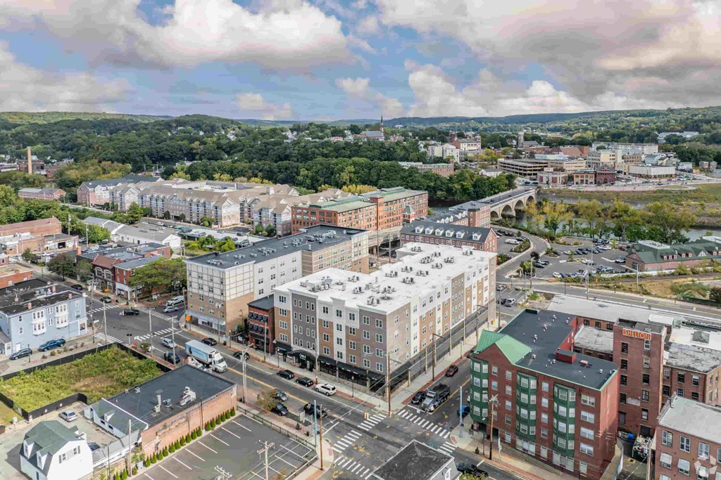 427 Howe Avenue Studio-2 Beds Apartment for Rent - Photo Gallery 14