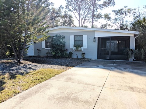 681 Wellington Dr. 2 Beds Apartment for Rent