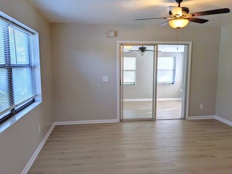 681 Wellington Dr. 2 Beds Apartment for Rent