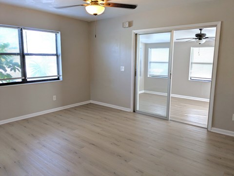 681 Wellington Dr. 2 Beds Apartment for Rent